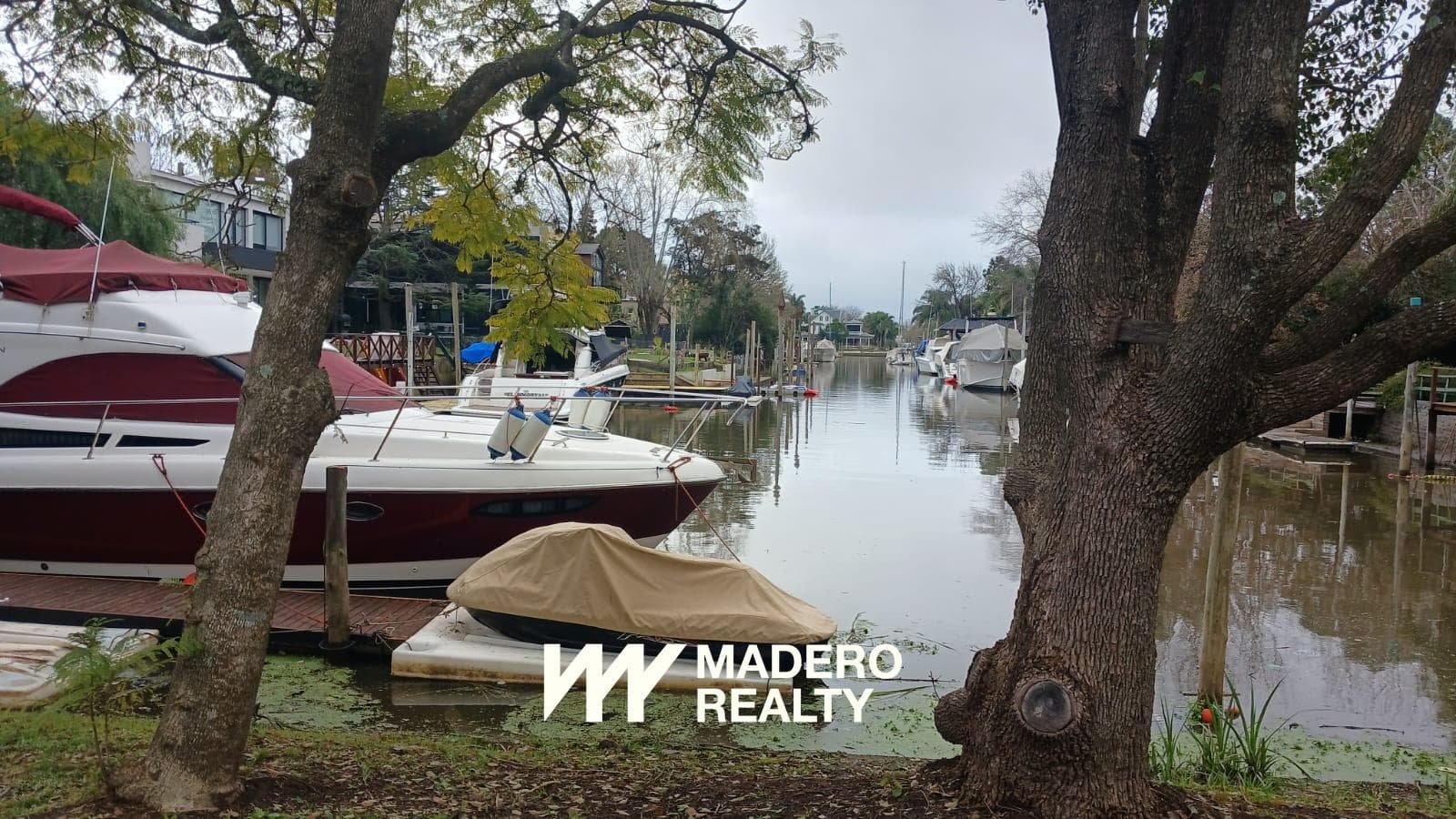Barrio Privado Boat Center lote, Boat Center